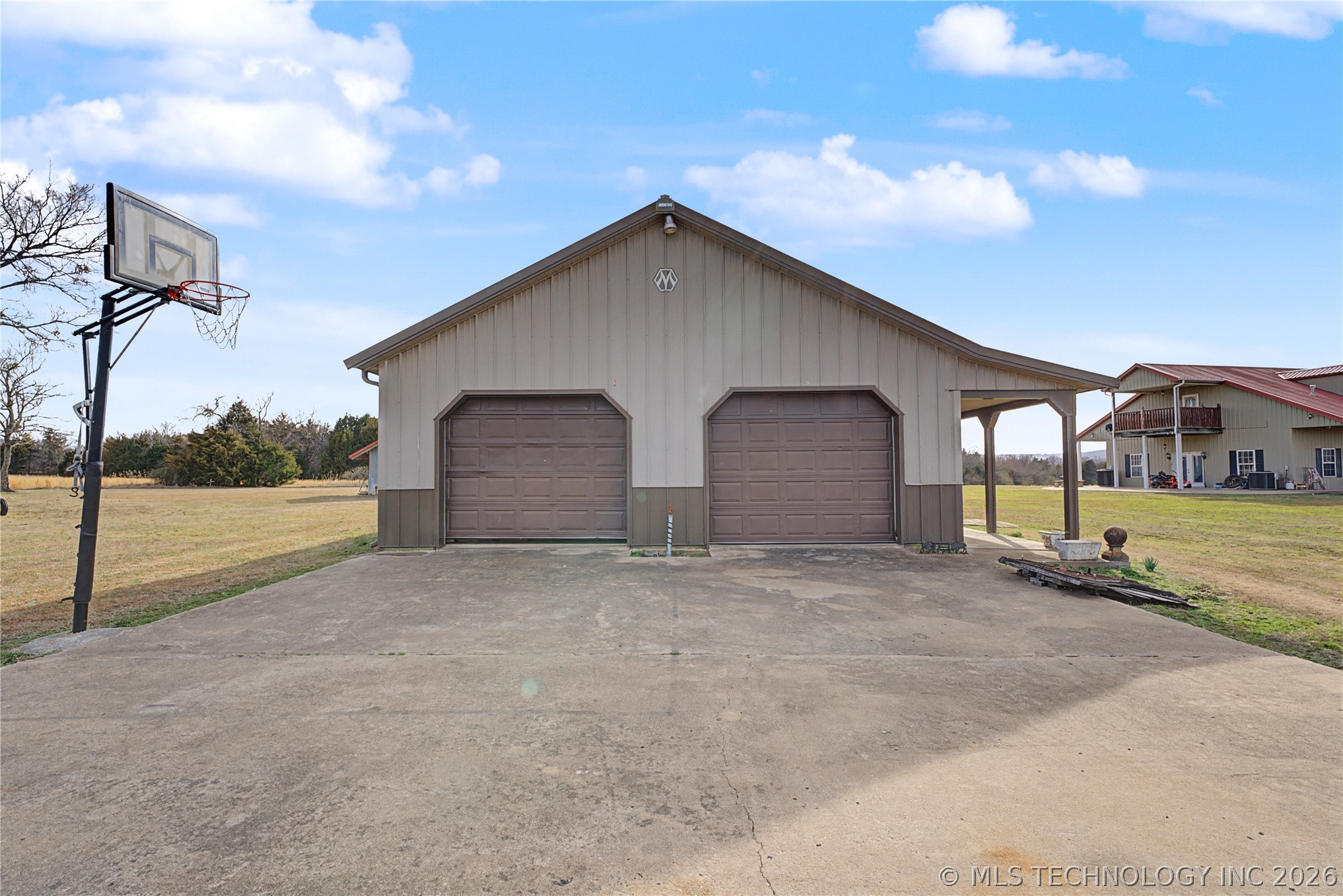 15875 New Lake Road Henryetta OK 74437