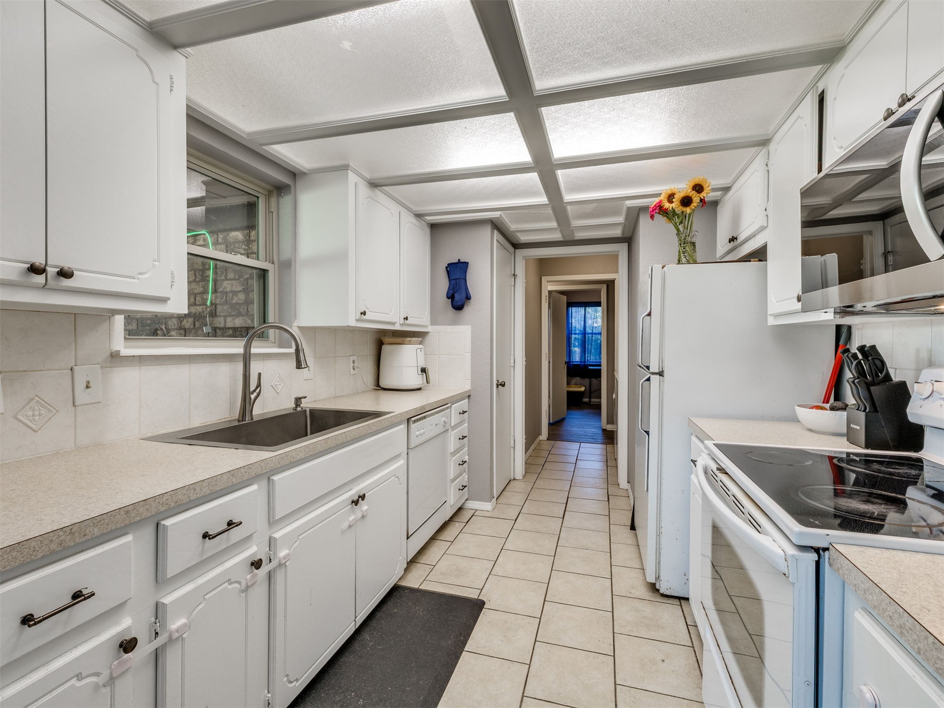 204 W Seward Avenue Sand Springs OK 74063