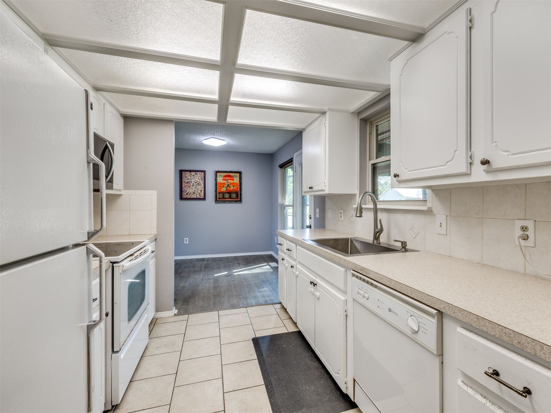 204 W Seward Avenue Sand Springs OK 74063