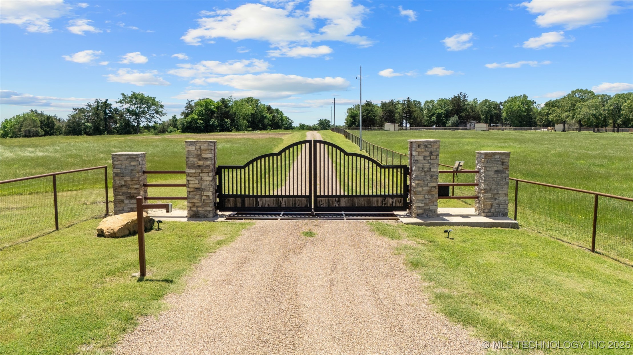 37969 County Road 1590 Coalgate OK 74538
