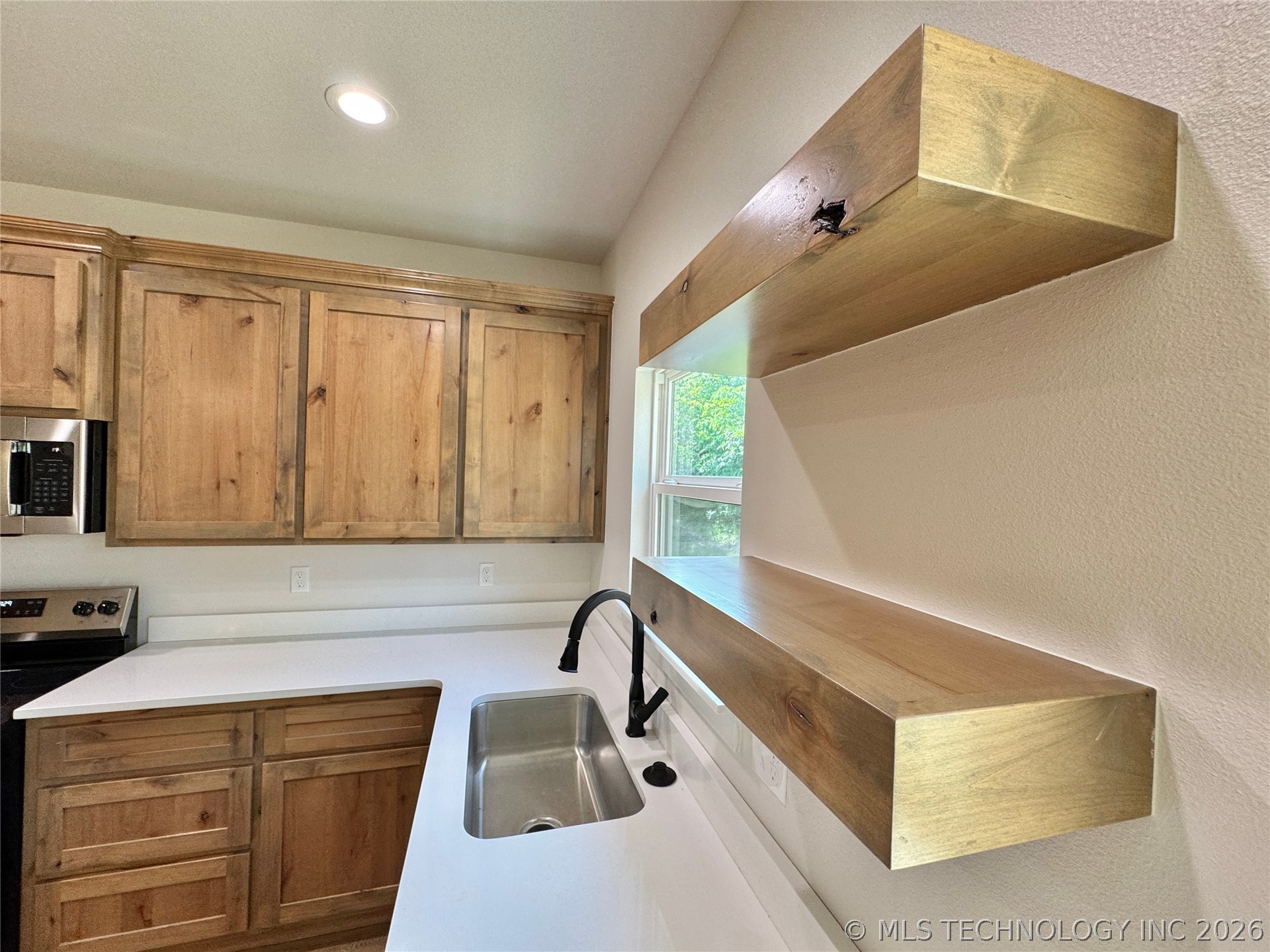 824 E Harlan Drive Tahlequah OK 74464