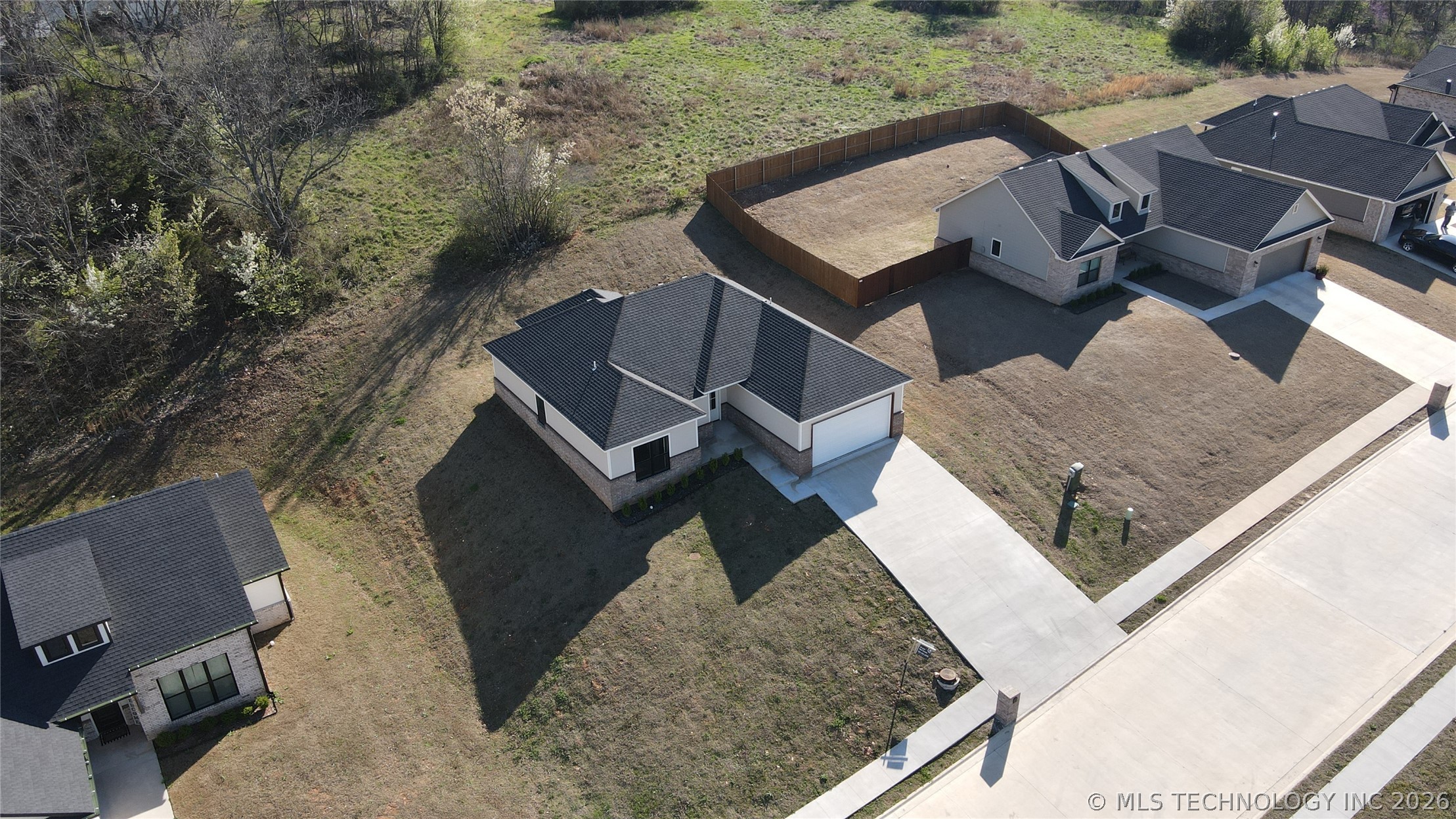 824 E Harlan Drive Tahlequah OK 74464