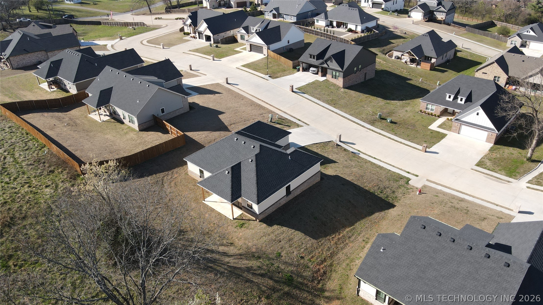 824 E Harlan Drive Tahlequah OK 74464