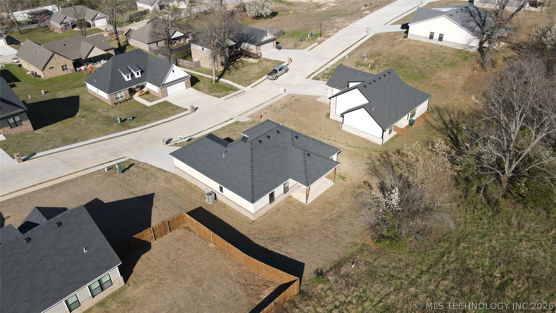 824 E Harlan Drive Tahlequah OK 74464