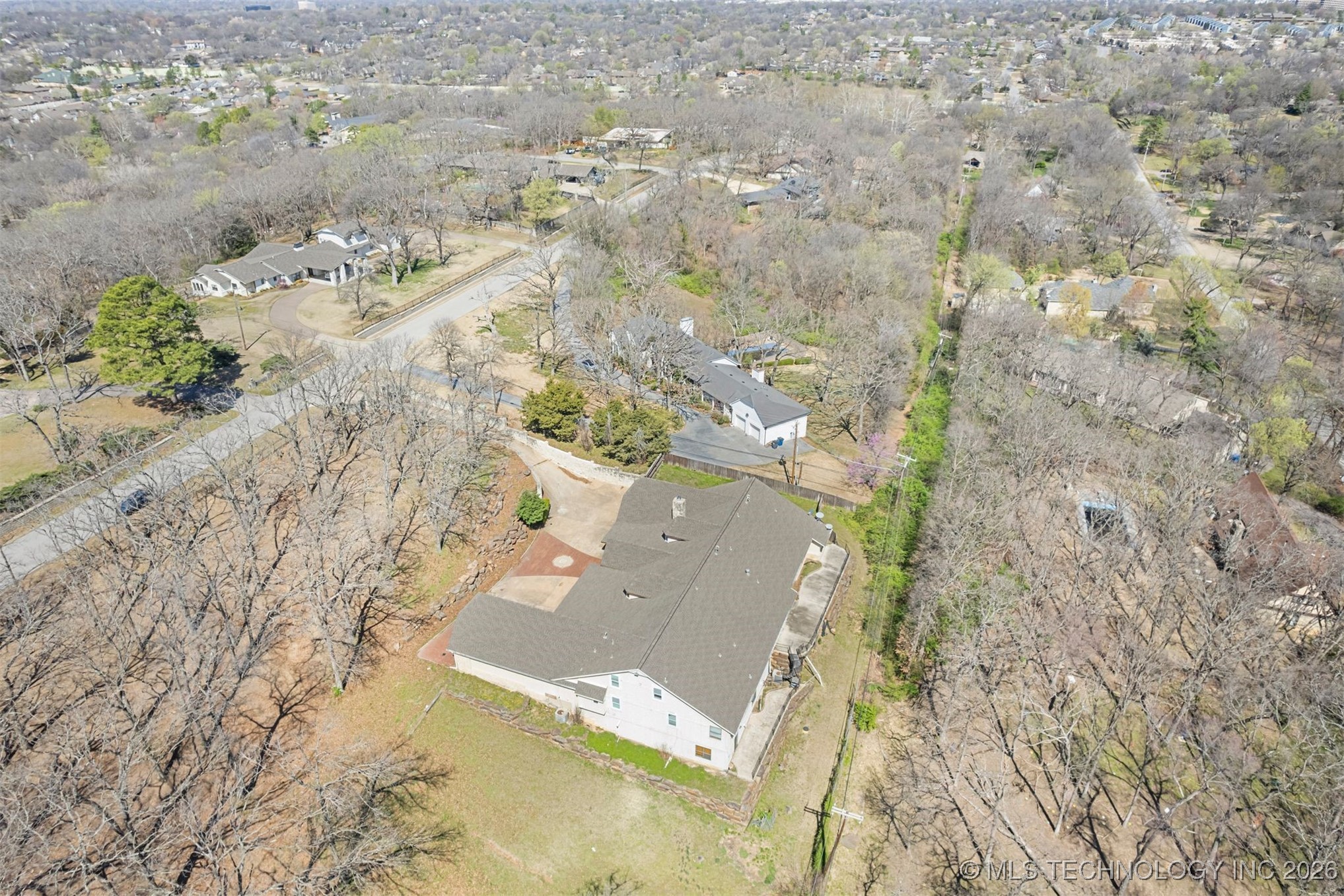 7455 S Sleepy Hollow Drive Tulsa OK 74136