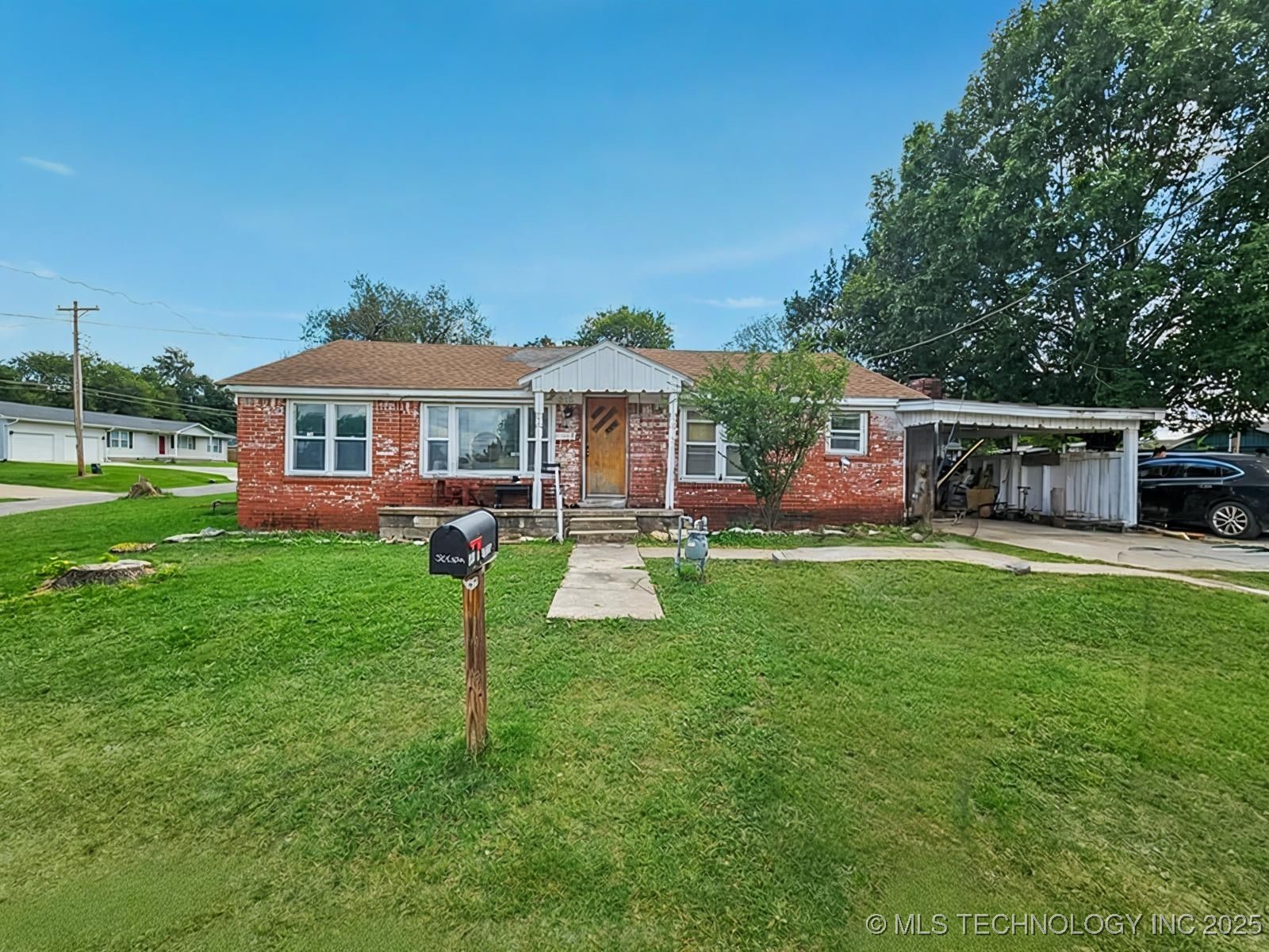 310 E Adler Davis OK 73030