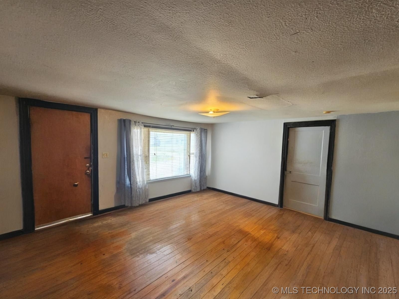 310 E Adler Davis OK 73030