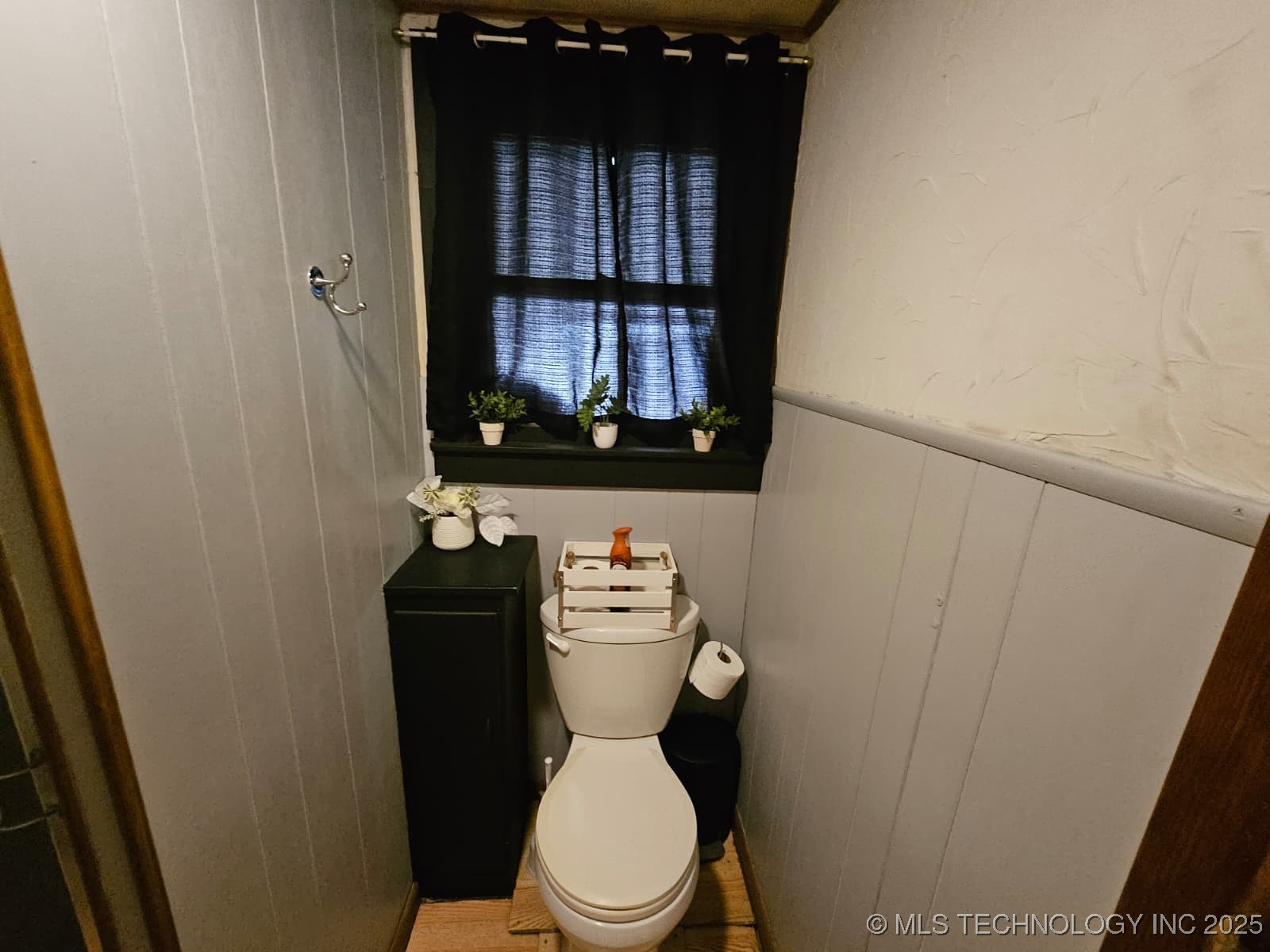 310 E Adler Davis OK 73030