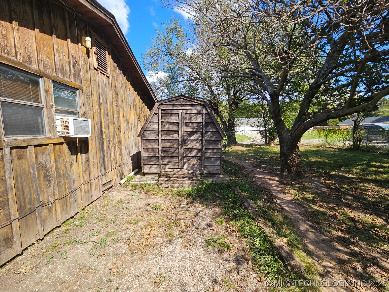 310 E Adler Davis OK 73030