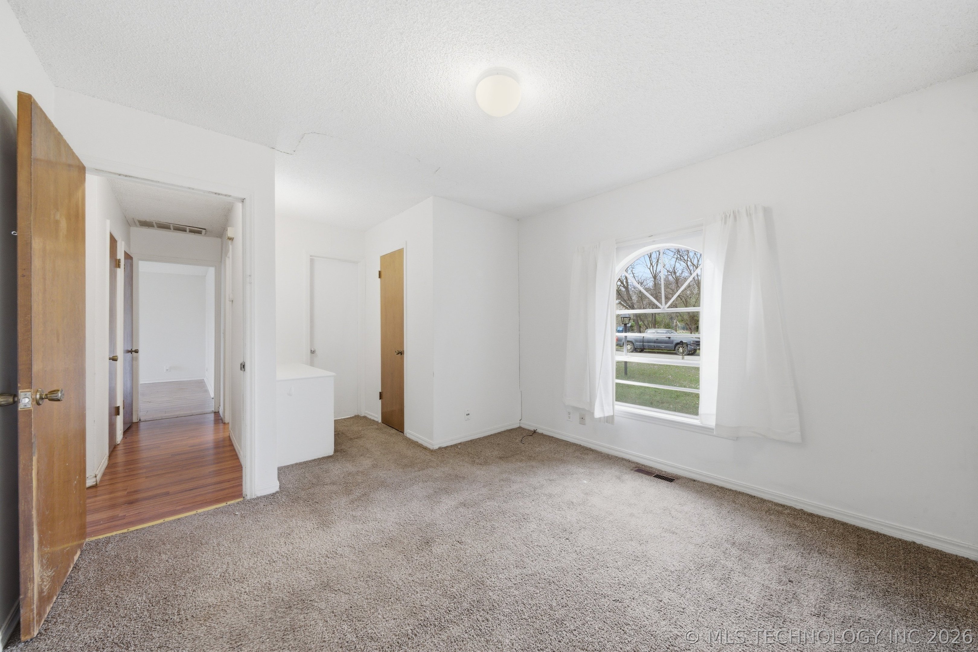 11552 E 27th Court Tulsa OK 74129
