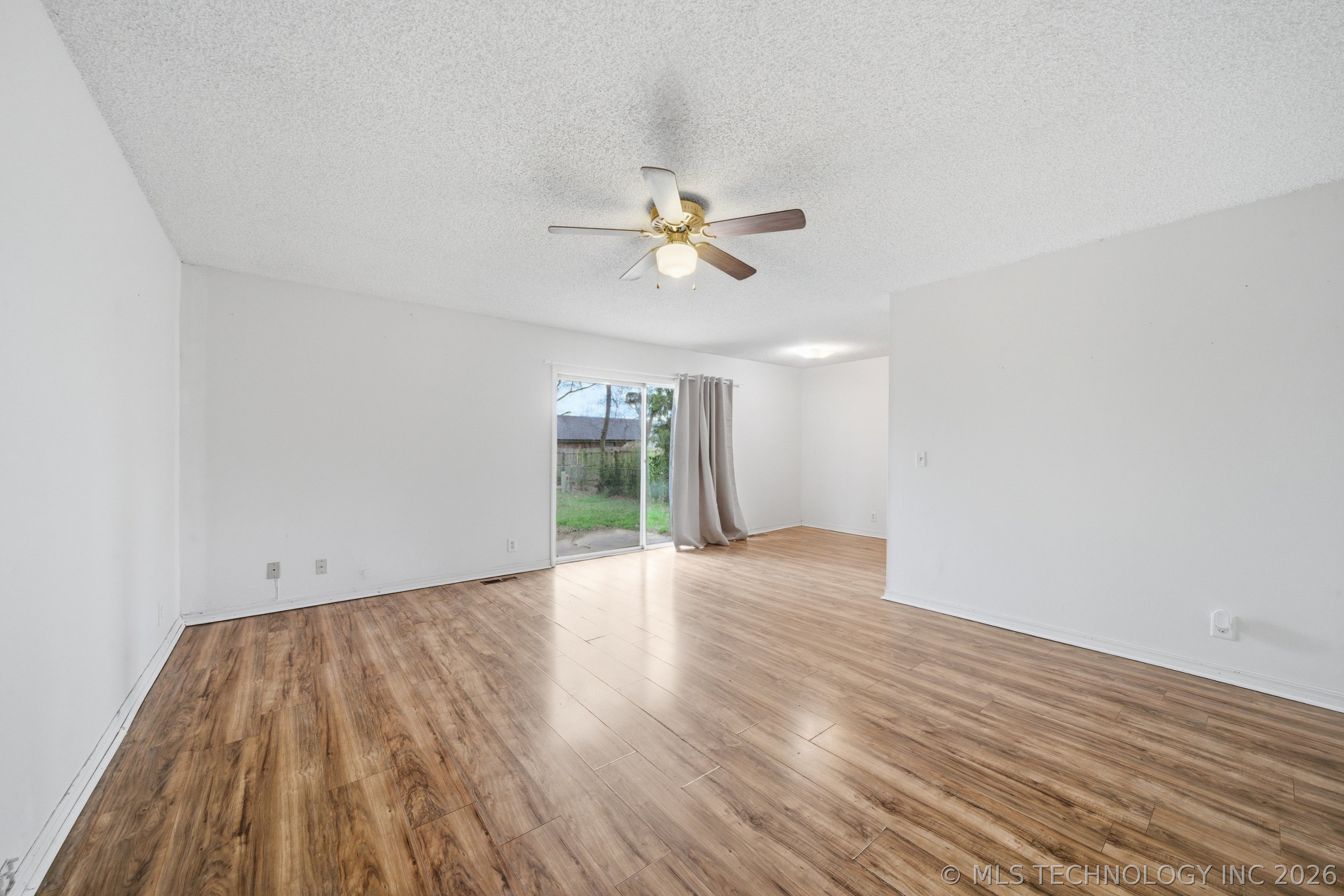 11552 E 27th Court Tulsa OK 74129