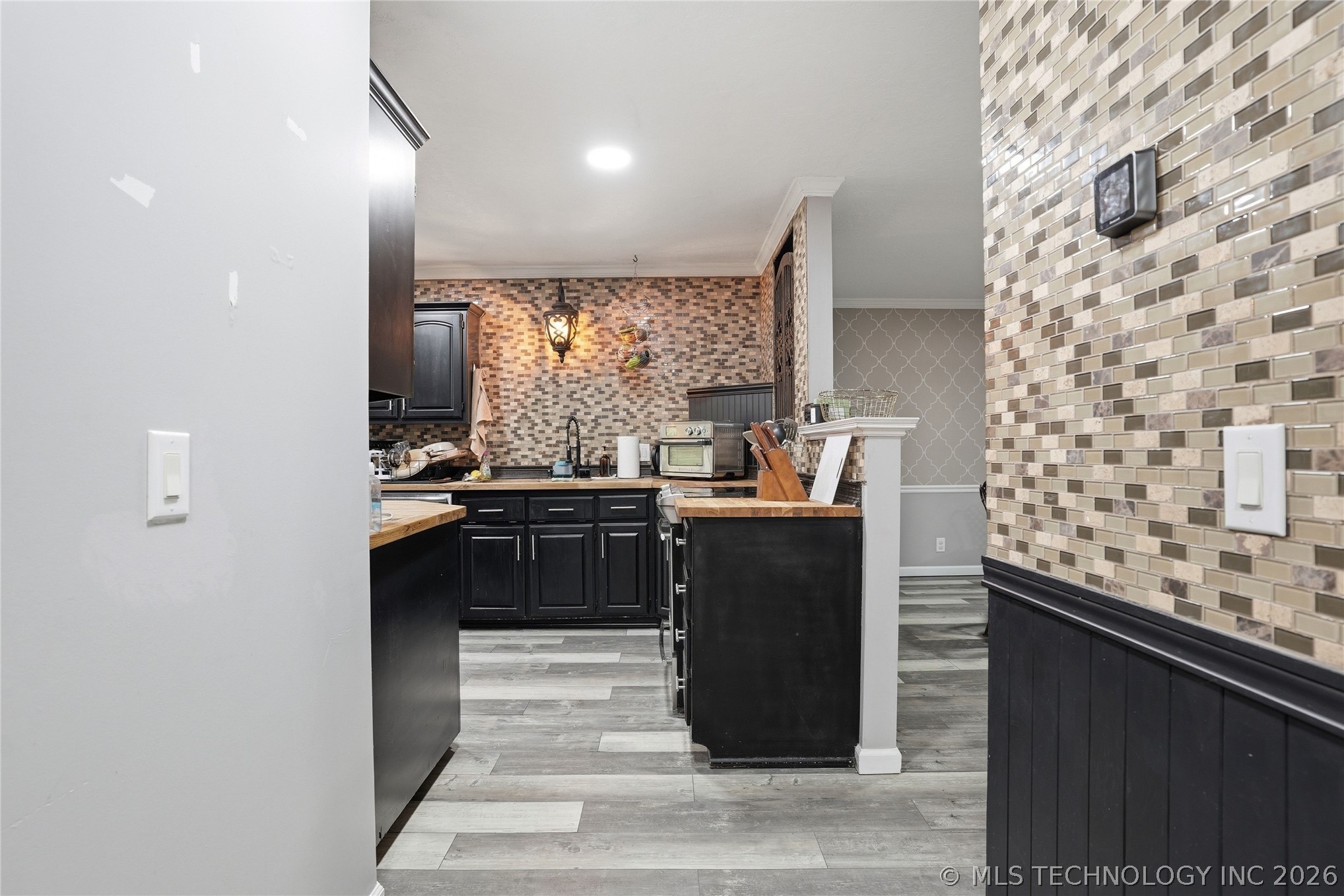 6811 E 65th Place Tulsa OK 74133