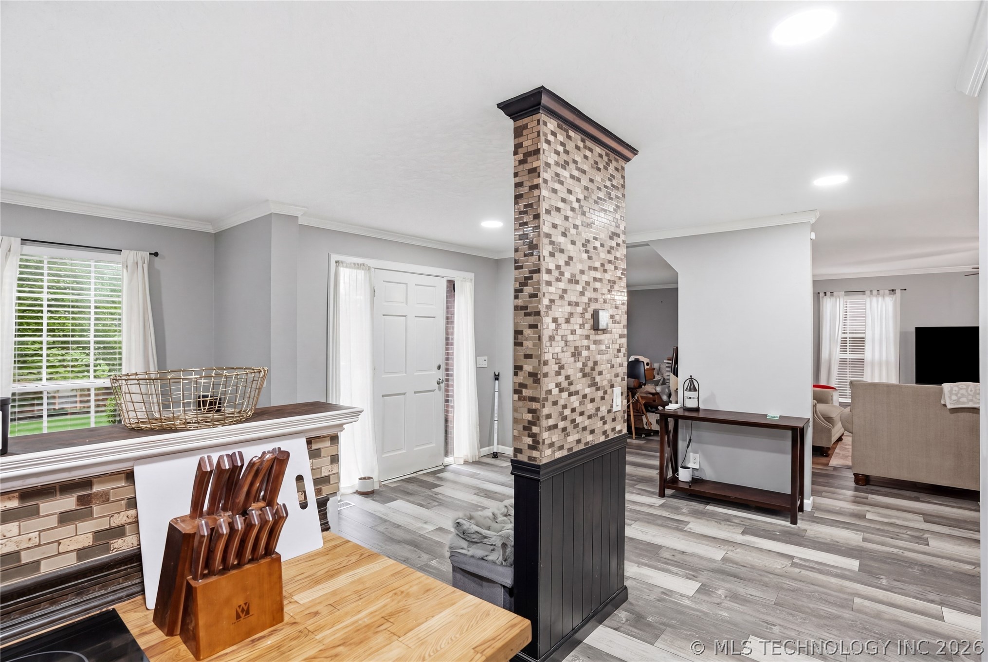 6811 E 65th Place Tulsa OK 74133