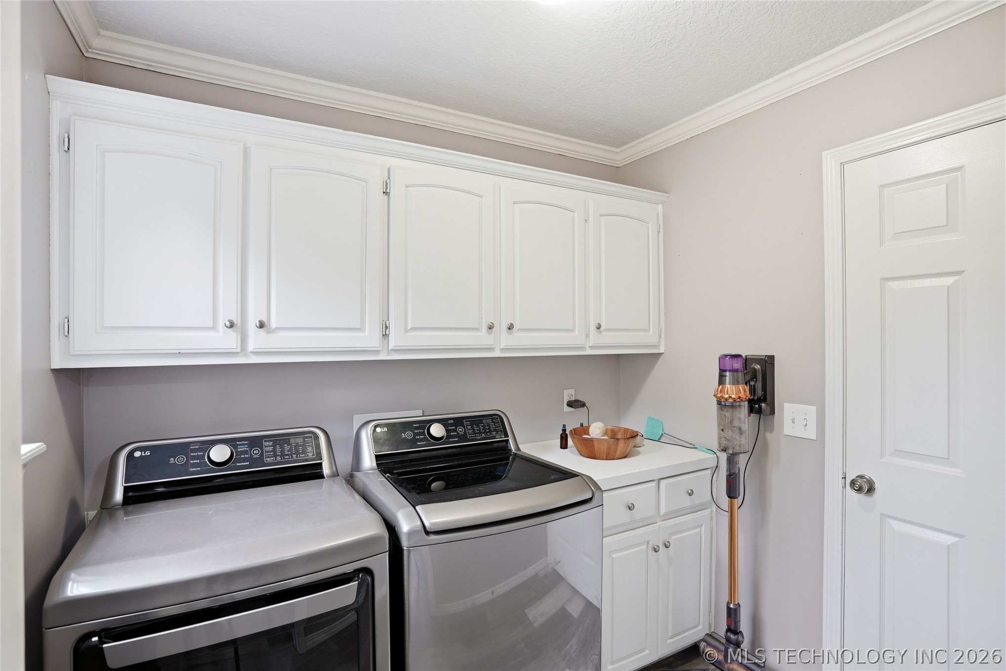 6811 E 65th Place Tulsa OK 74133