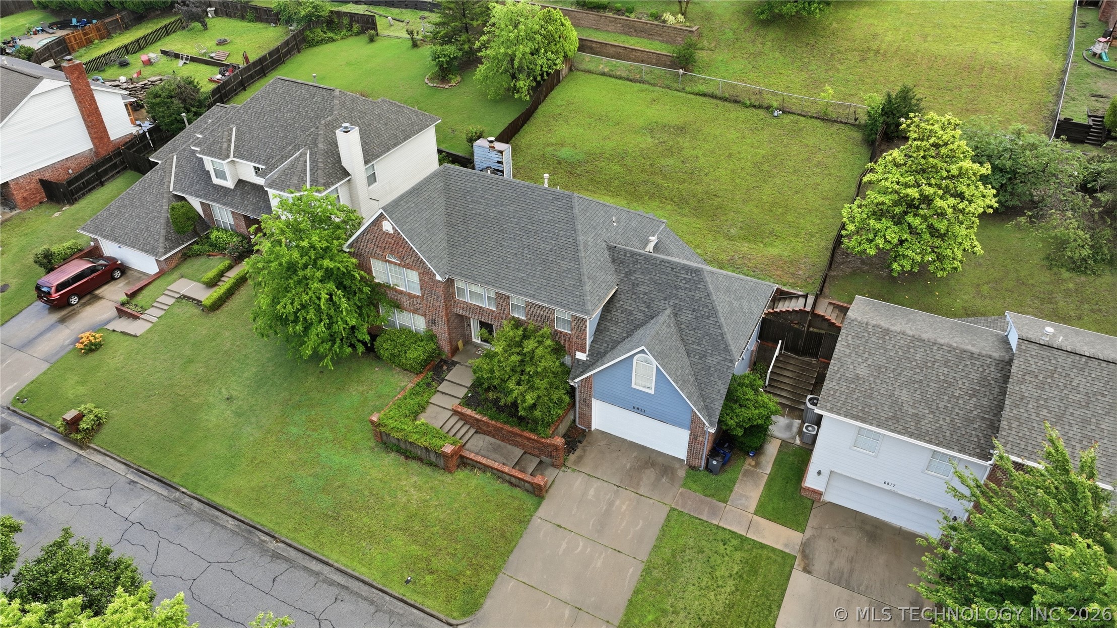 6811 E 65th Place Tulsa OK 74133