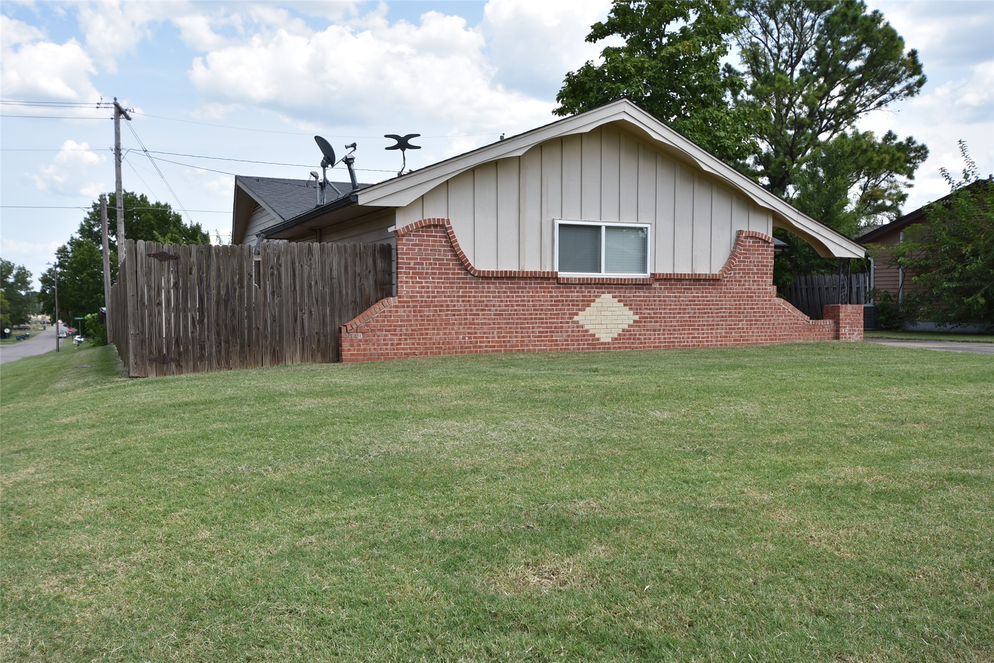 924 Cherokee Street Seminole OK 74868
