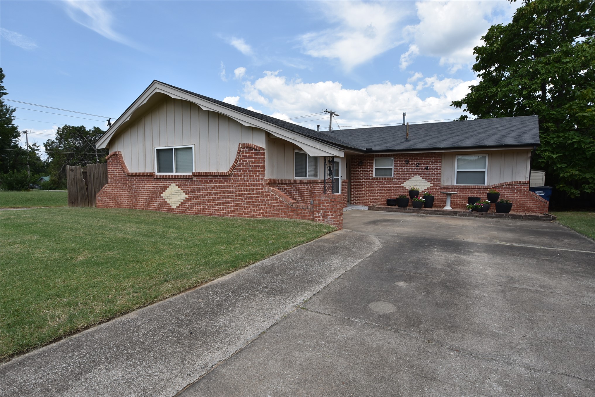 924 Cherokee Street Seminole OK 74868