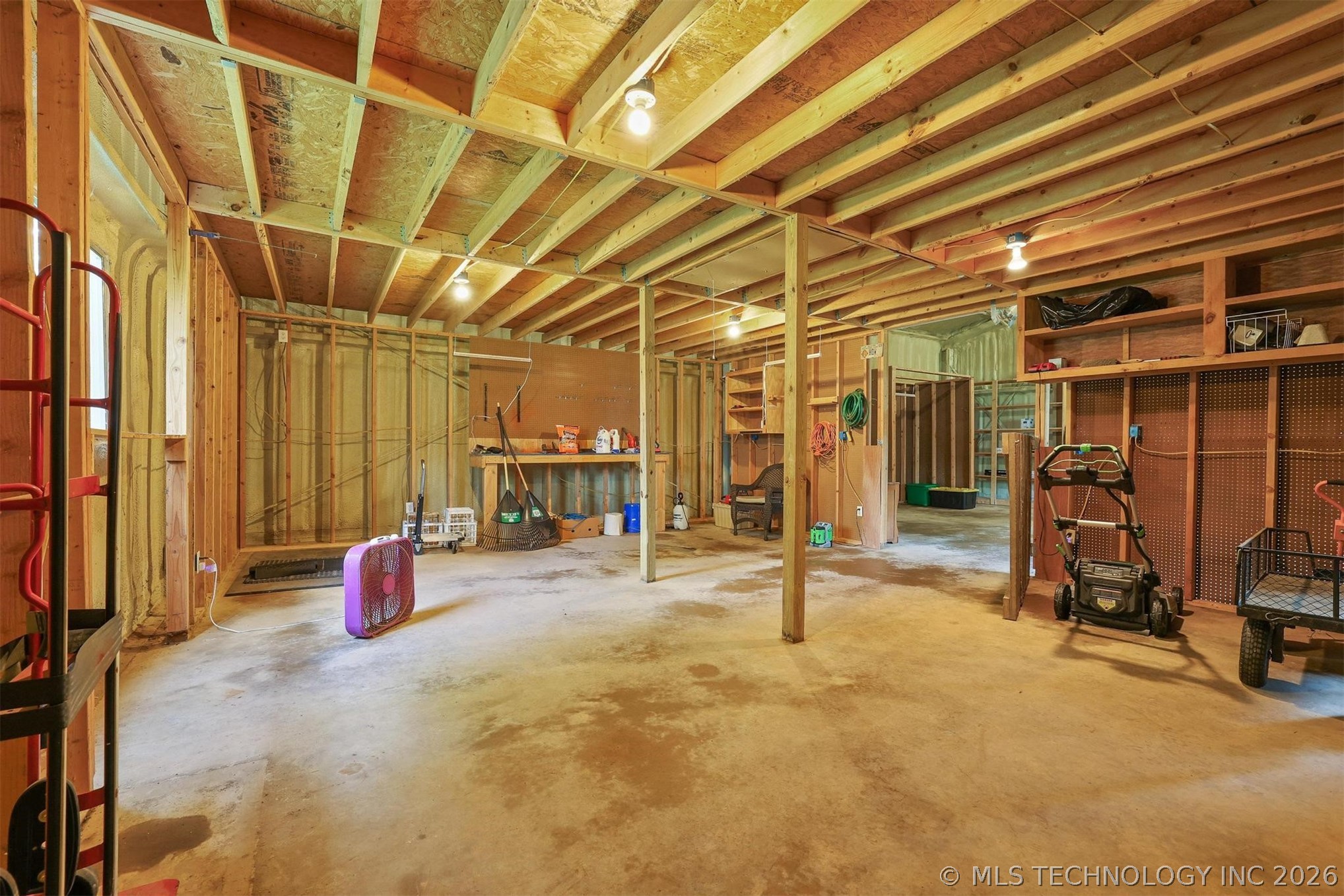 107 Maple Broken Bow OK 74728