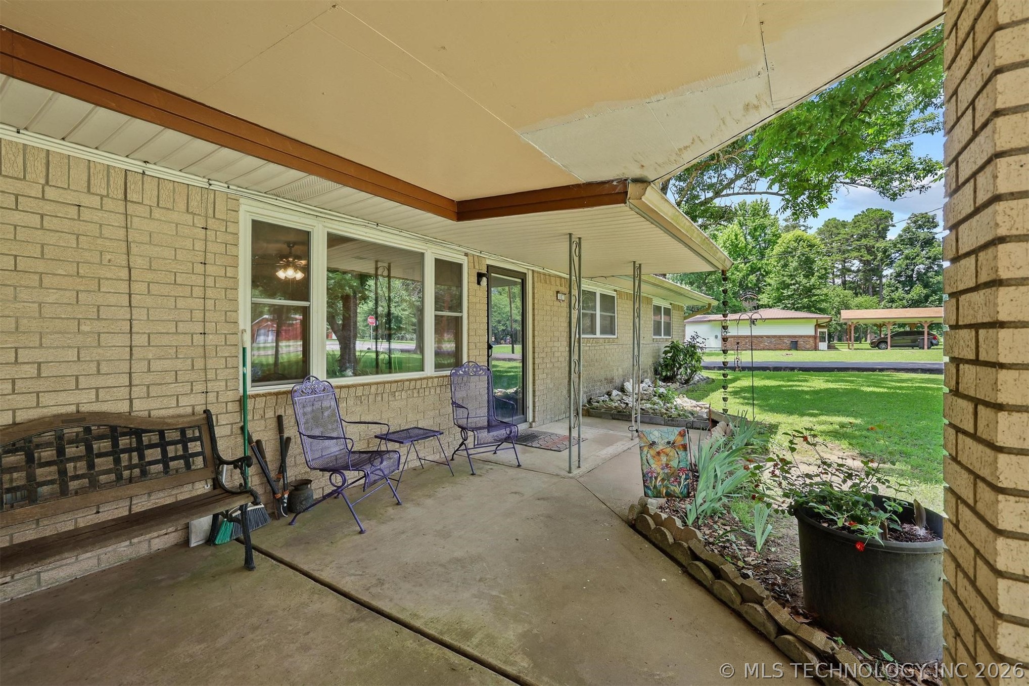 107 Maple Broken Bow OK 74728