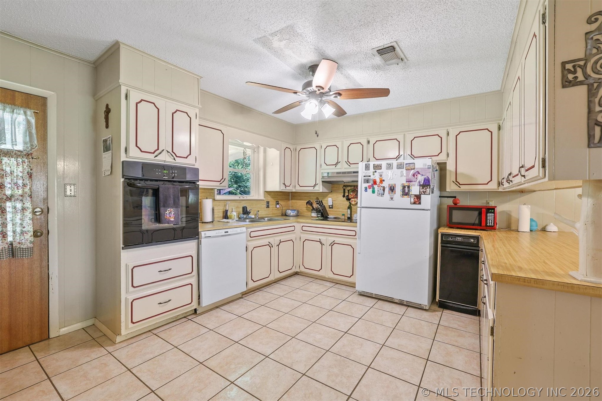 107 Maple Broken Bow OK 74728