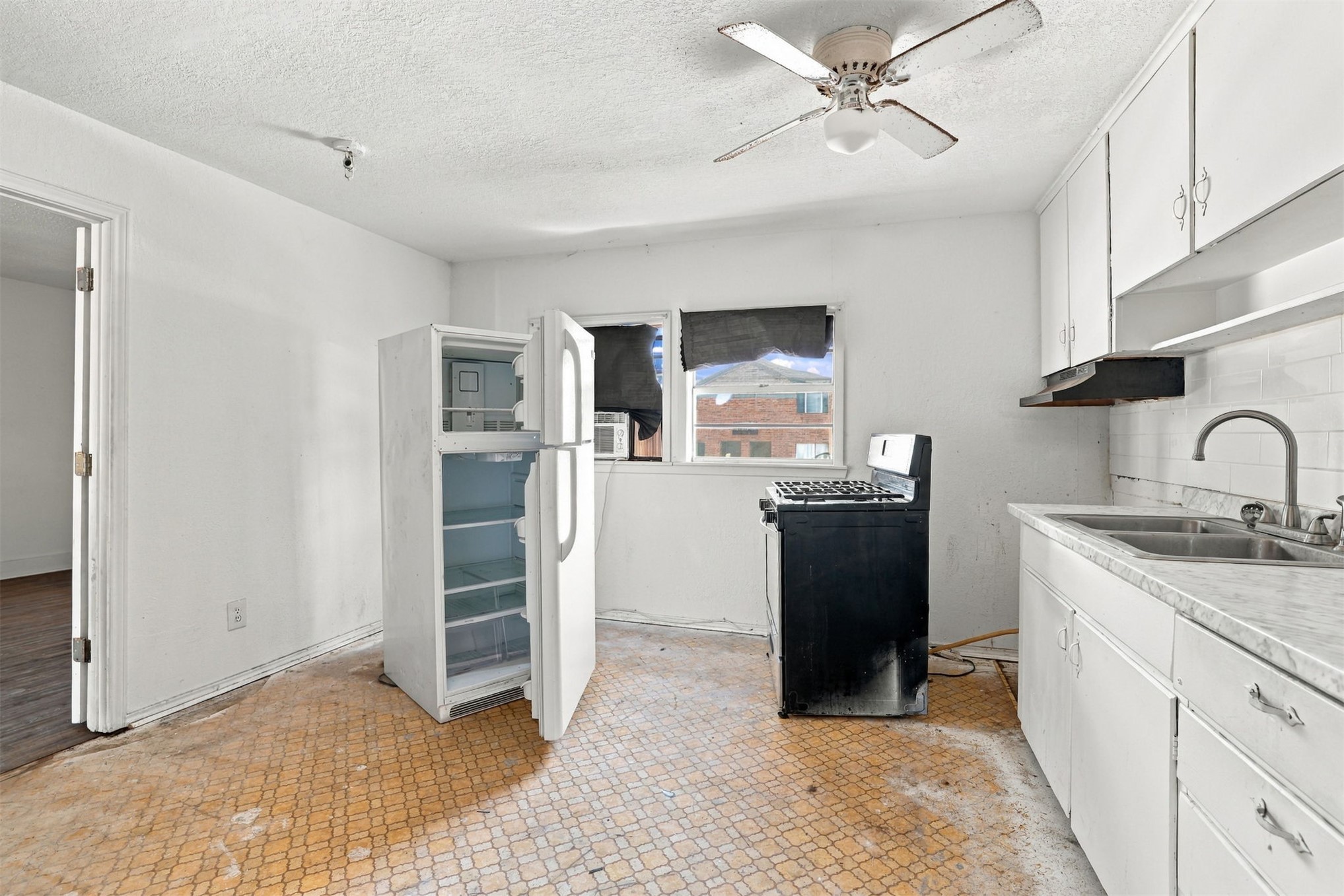 214 W Mulberry Durant OK 74701