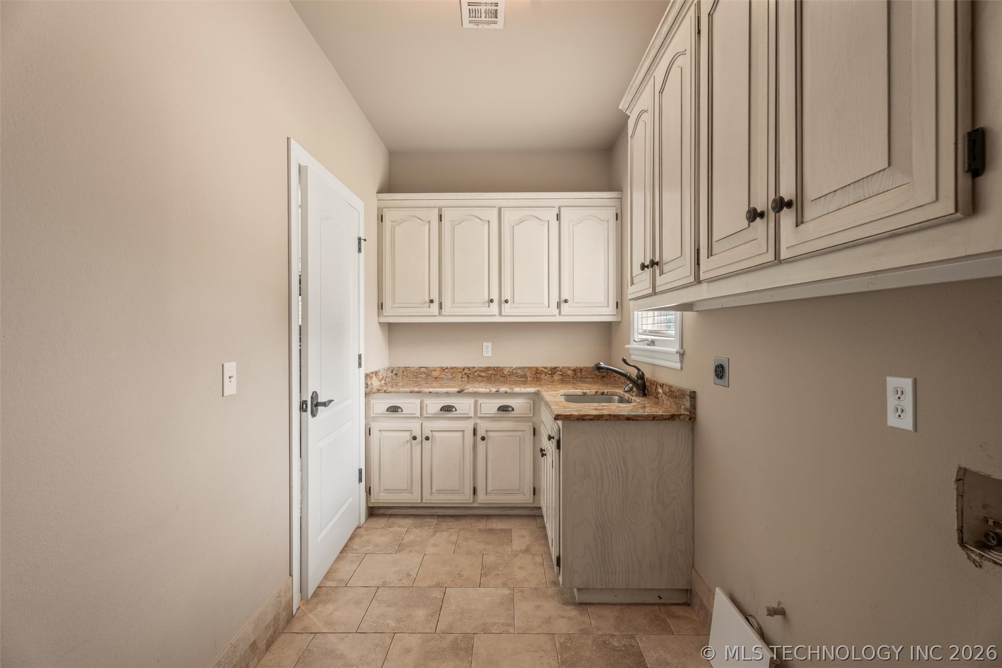 2508 Kingston Drive Bartlesville OK 74006