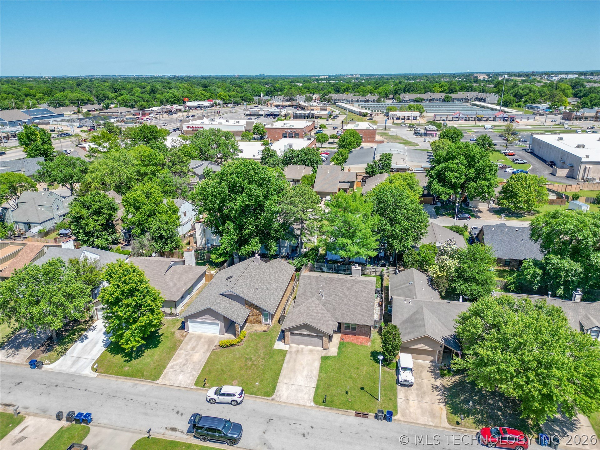 9135 S Maplewood Avenue Tulsa OK 74137