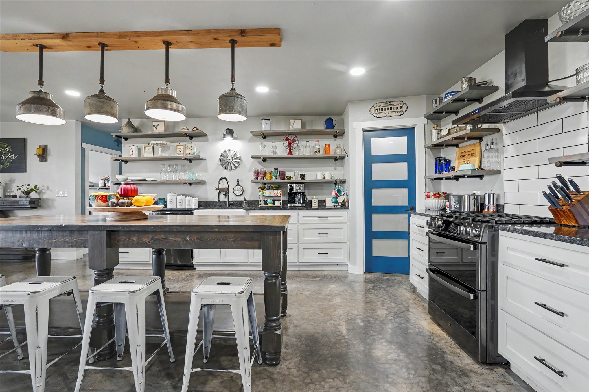 7261 W 395 Road Adair OK 74330