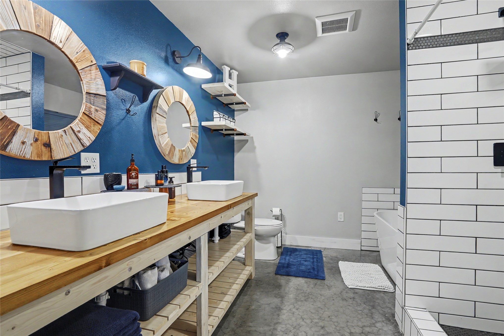 7261 W 395 Road Adair OK 74330