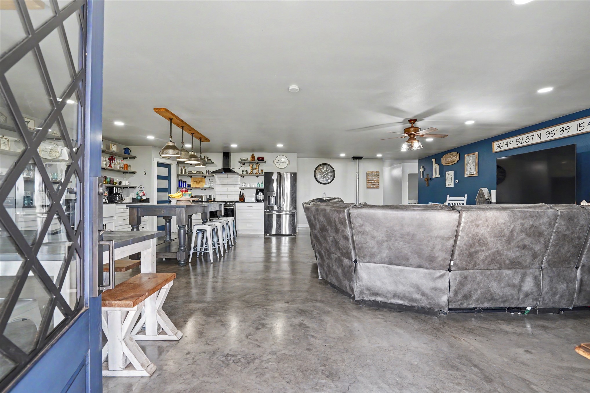 7261 W 395 Road Adair OK 74330