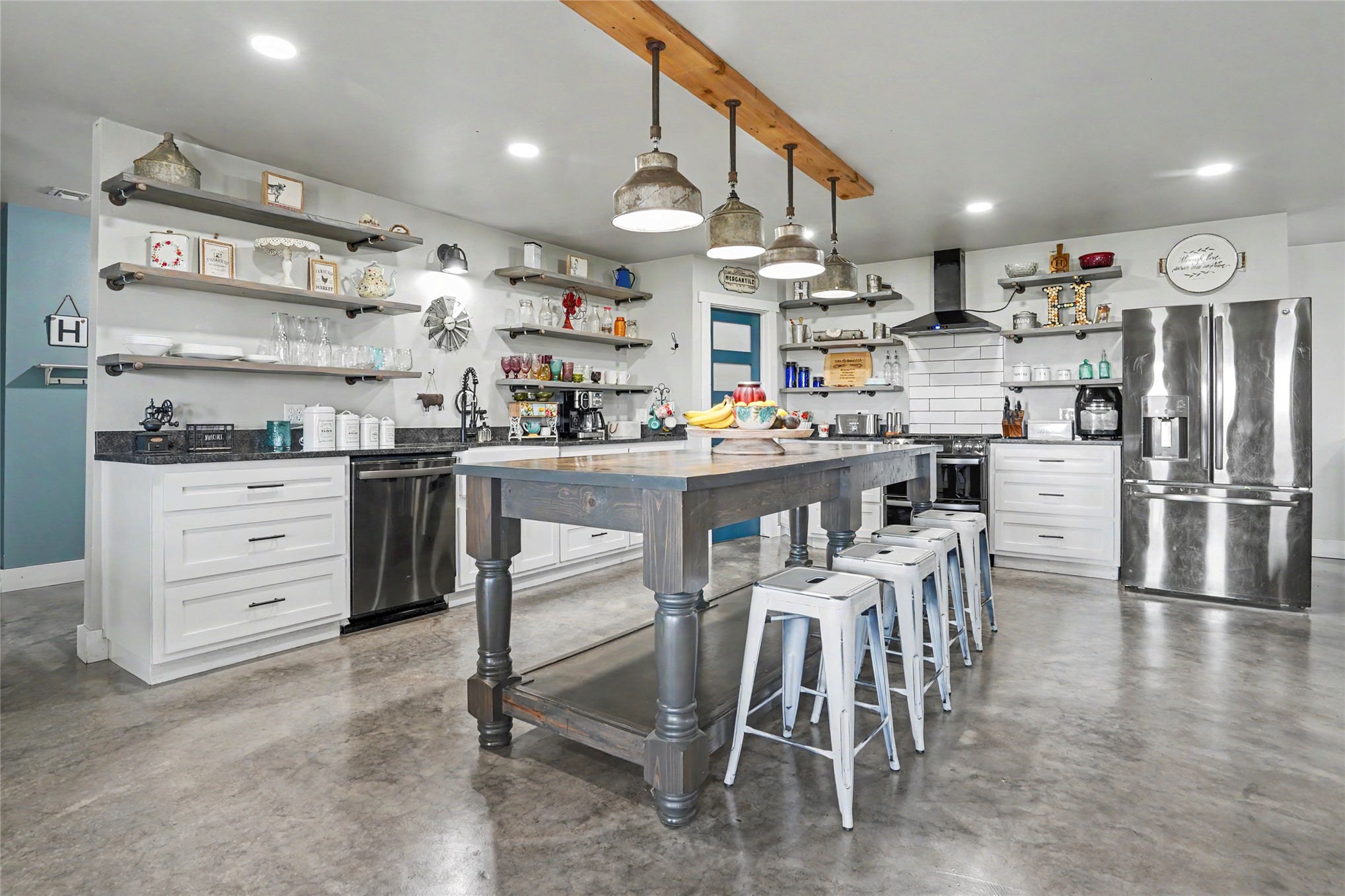 7261 W 395 Road Adair OK 74330