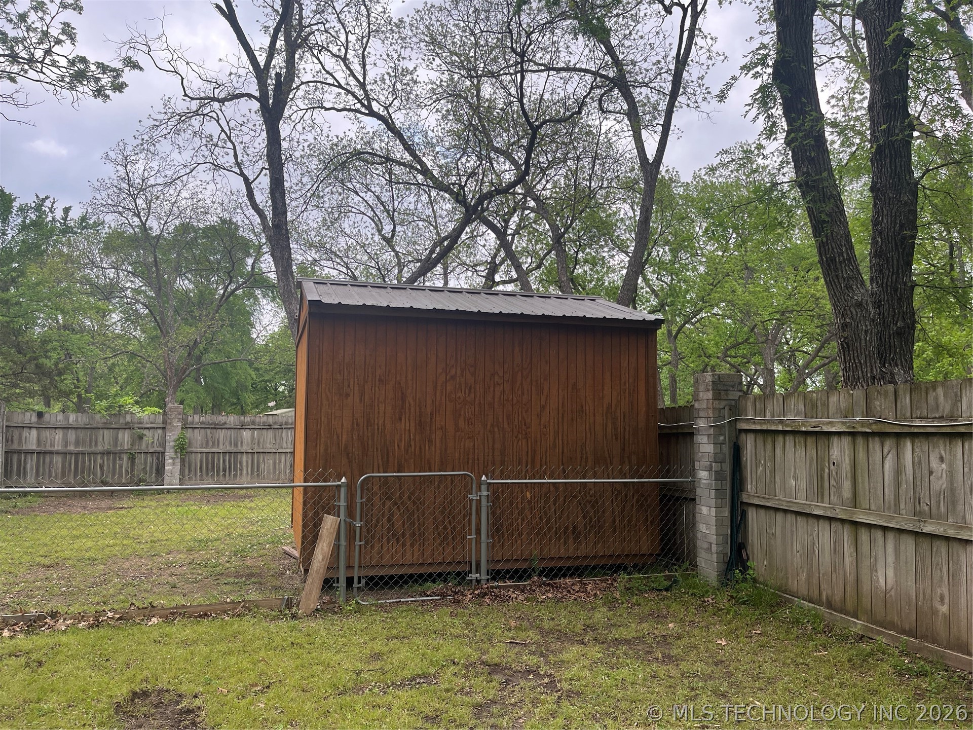221 Cross Creek Lone Grove OK 73443