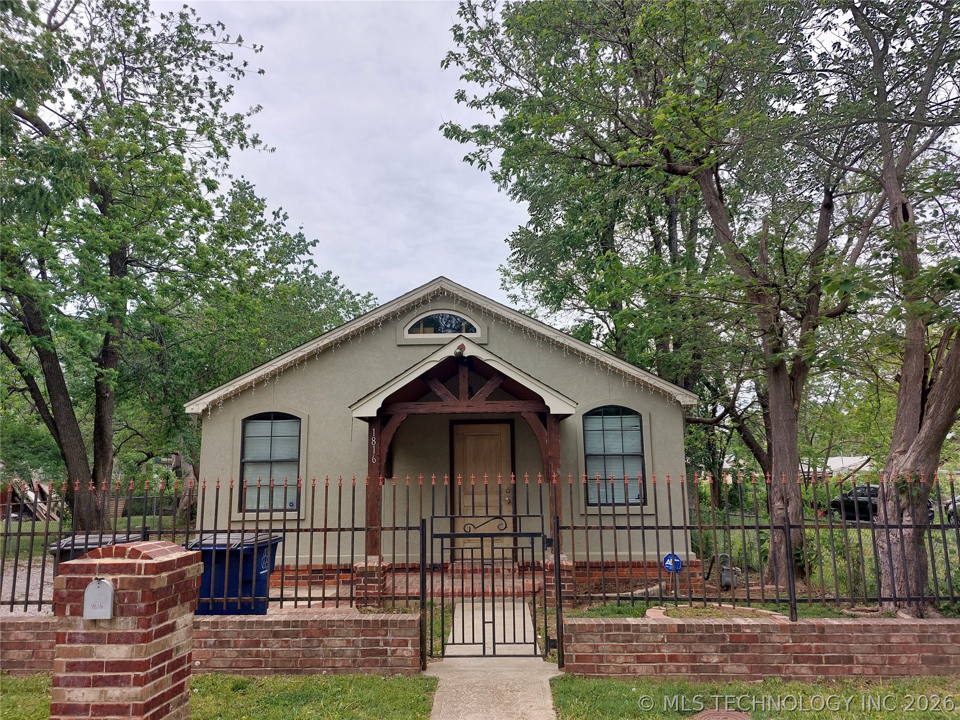 1816 N Atlanta Court Tulsa OK 74110