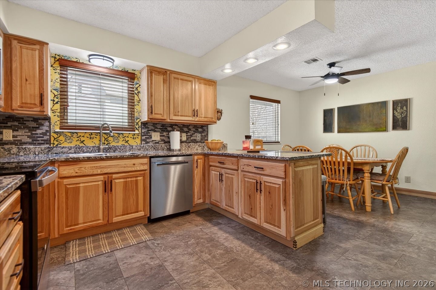 1811 Putnam Bartlesville OK 74006