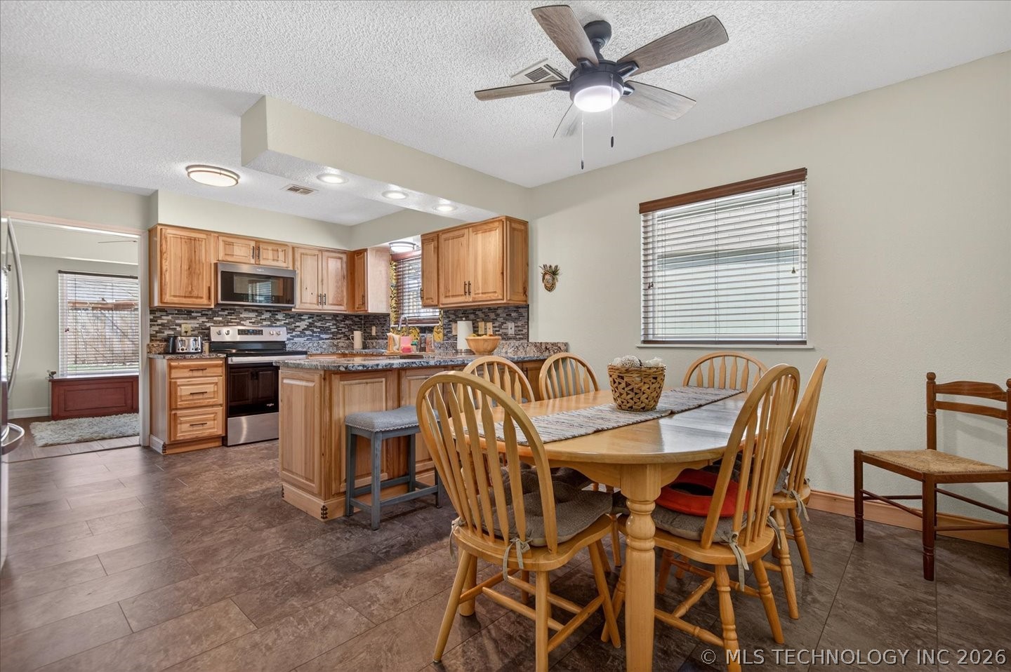 1811 Putnam Bartlesville OK 74006