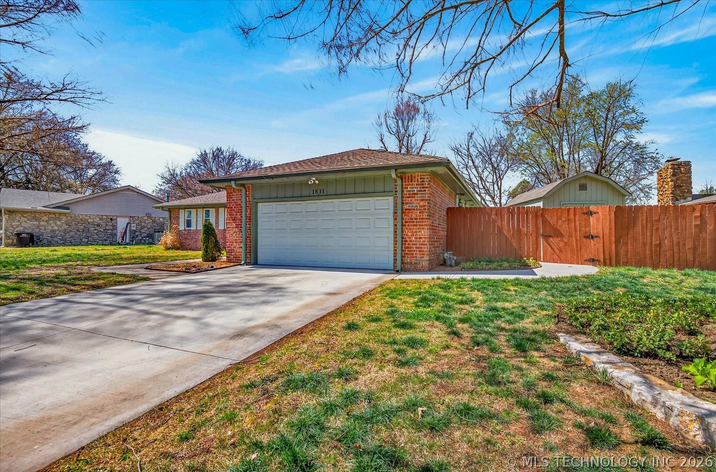 1811 Putnam Bartlesville OK 74006