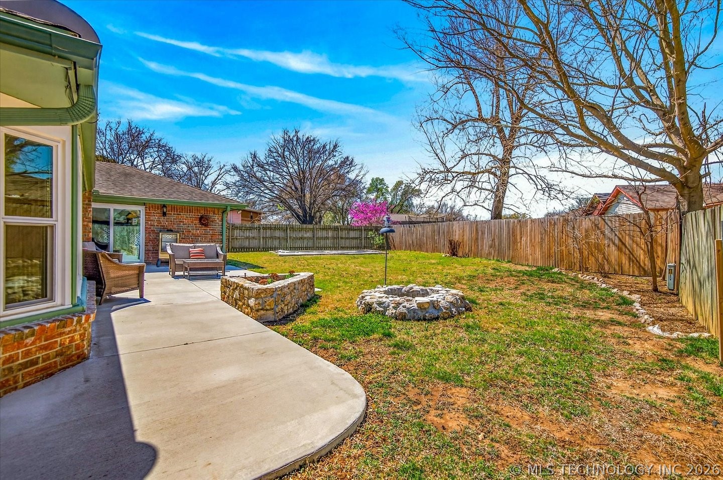 1811 Putnam Bartlesville OK 74006