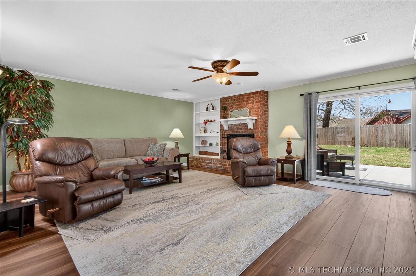 1811 Putnam Bartlesville OK 74006