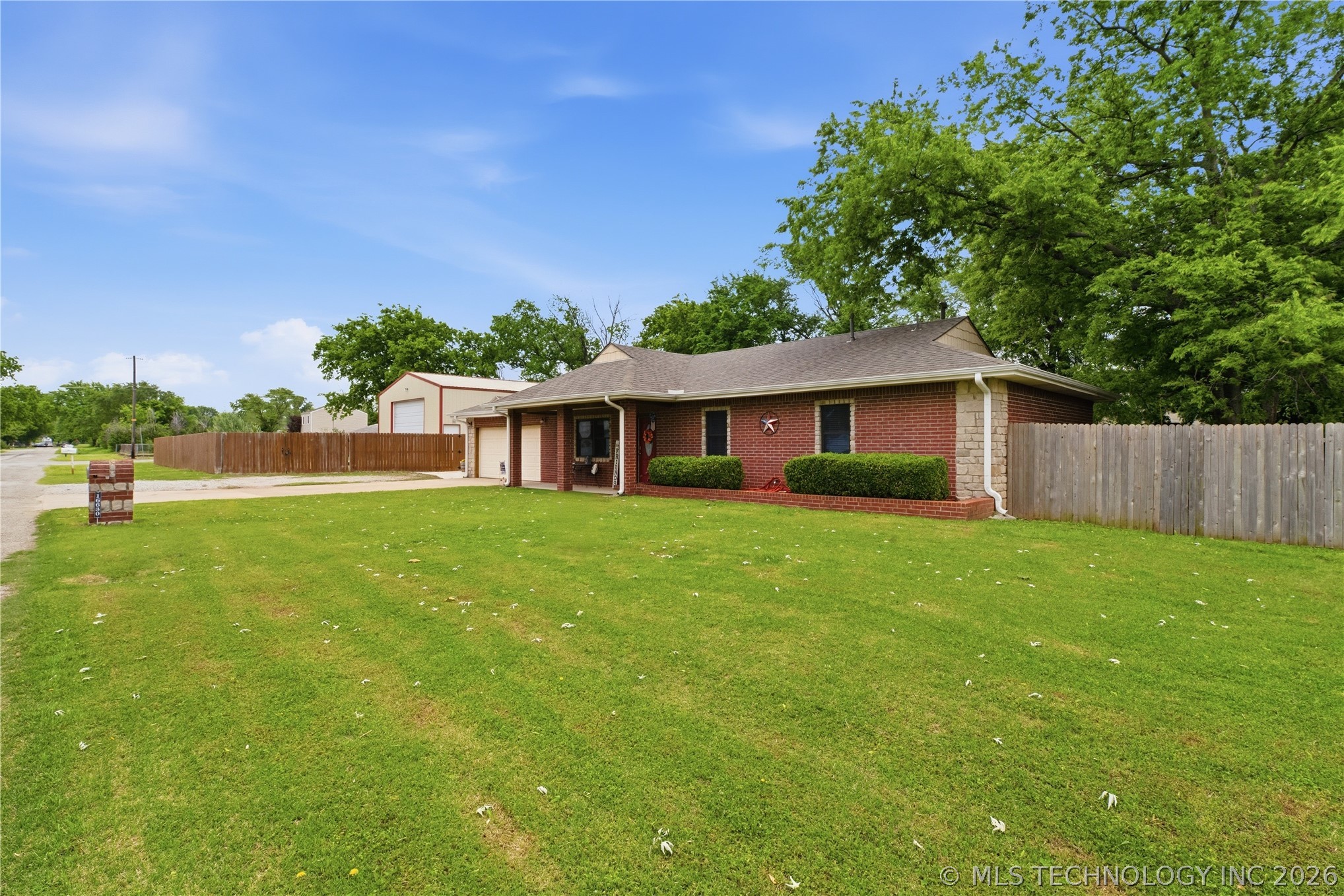 16630 E Newton Place Tulsa OK 74116