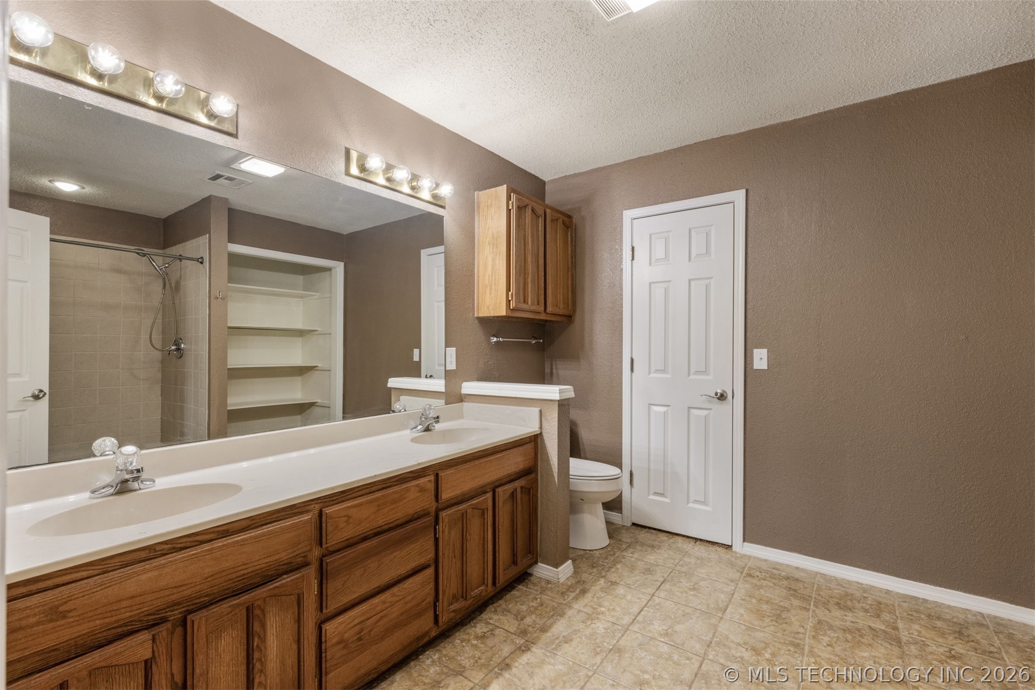 15934 S 294th Eastavenue Coweta OK 74429