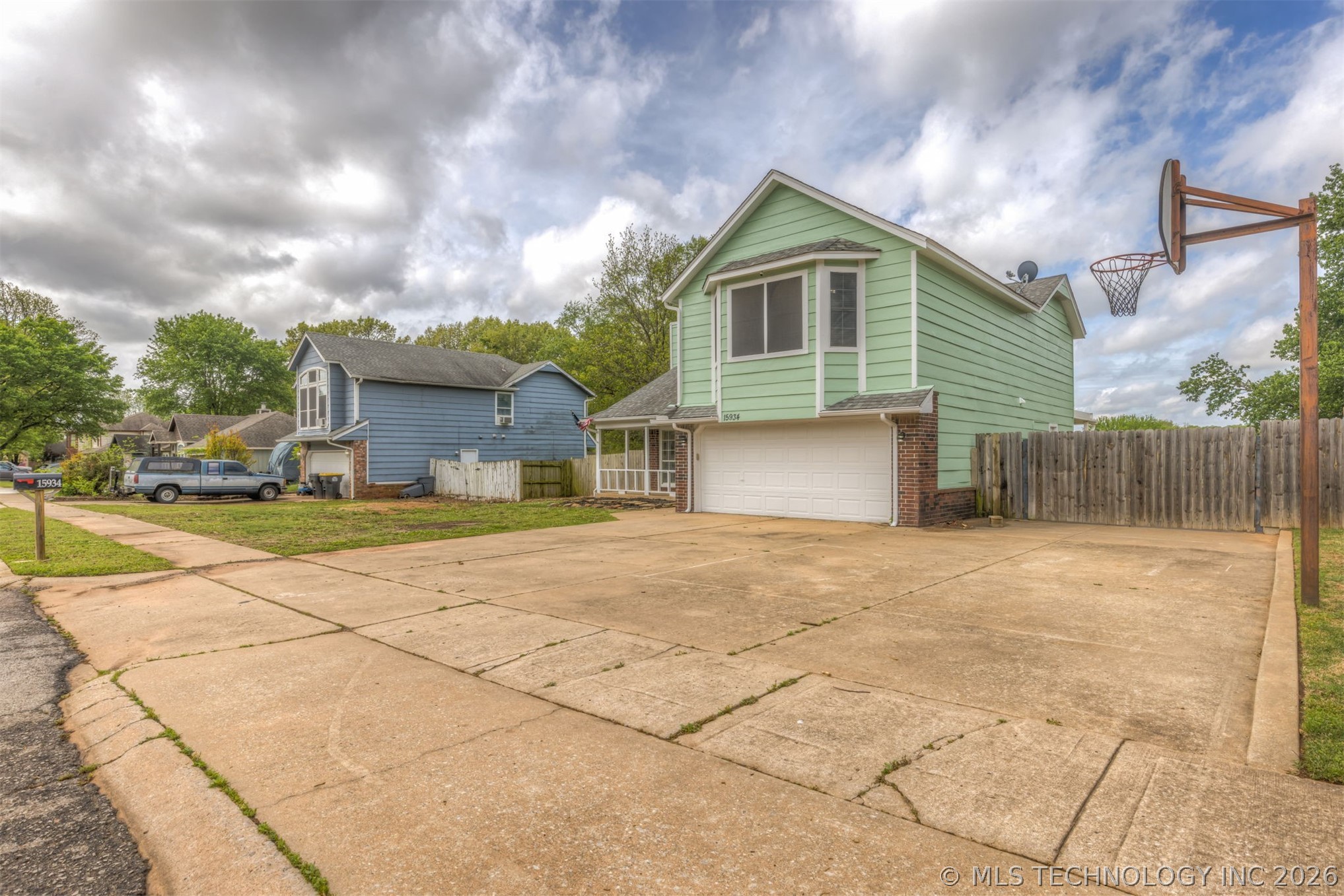 15934 S 294th Eastavenue Coweta OK 74429