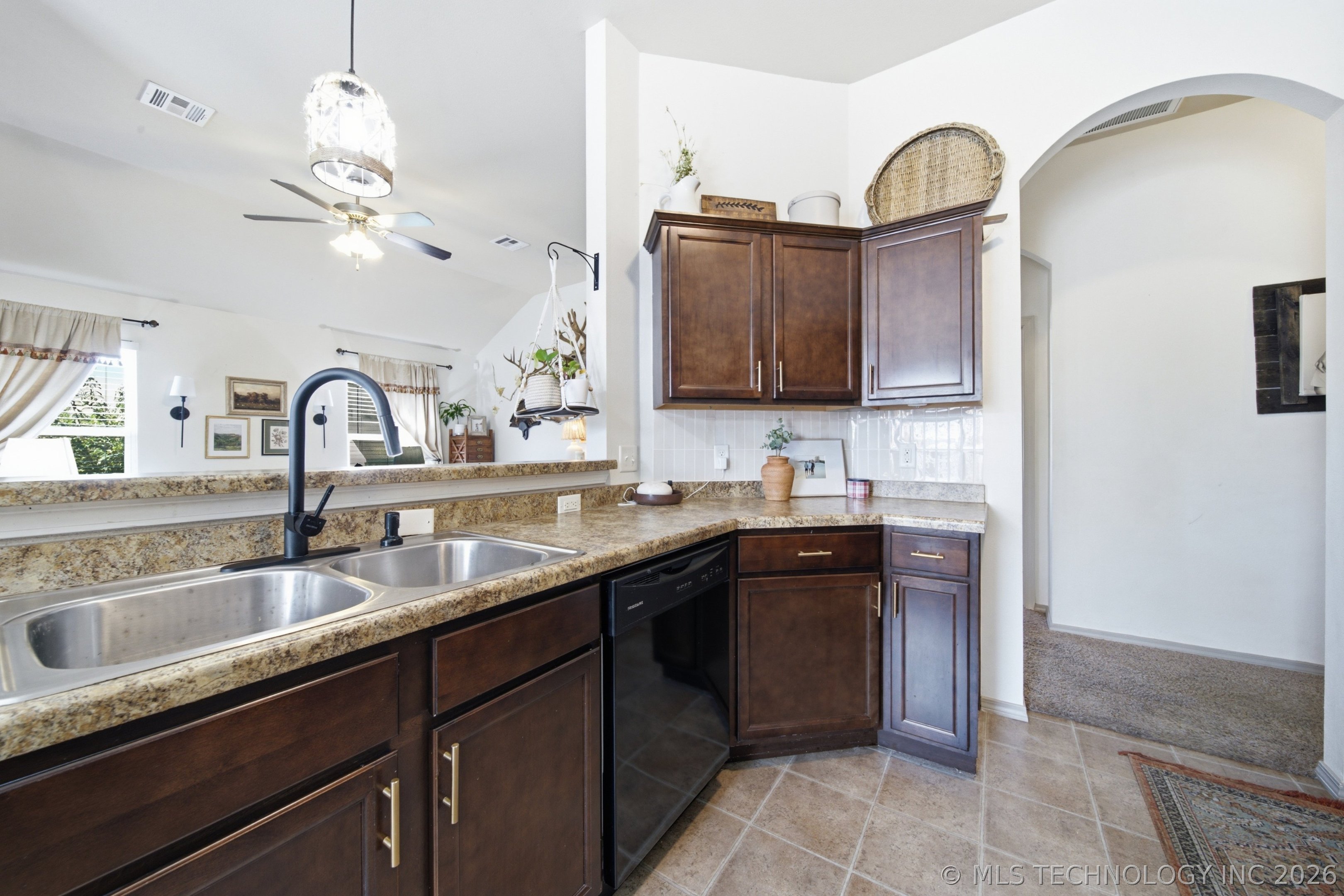 1370 Panther Lane Sapulpa OK 74066