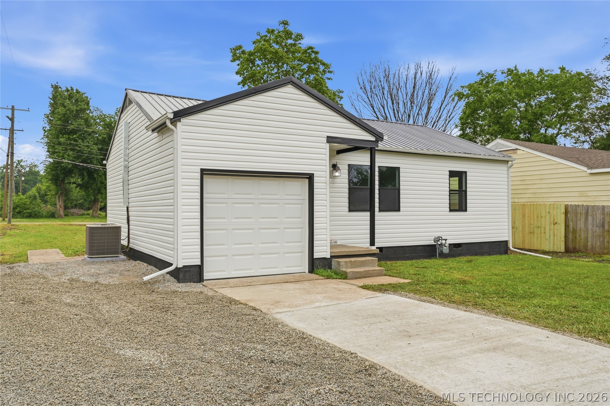 330 N Oak Street Dewey OK 74029