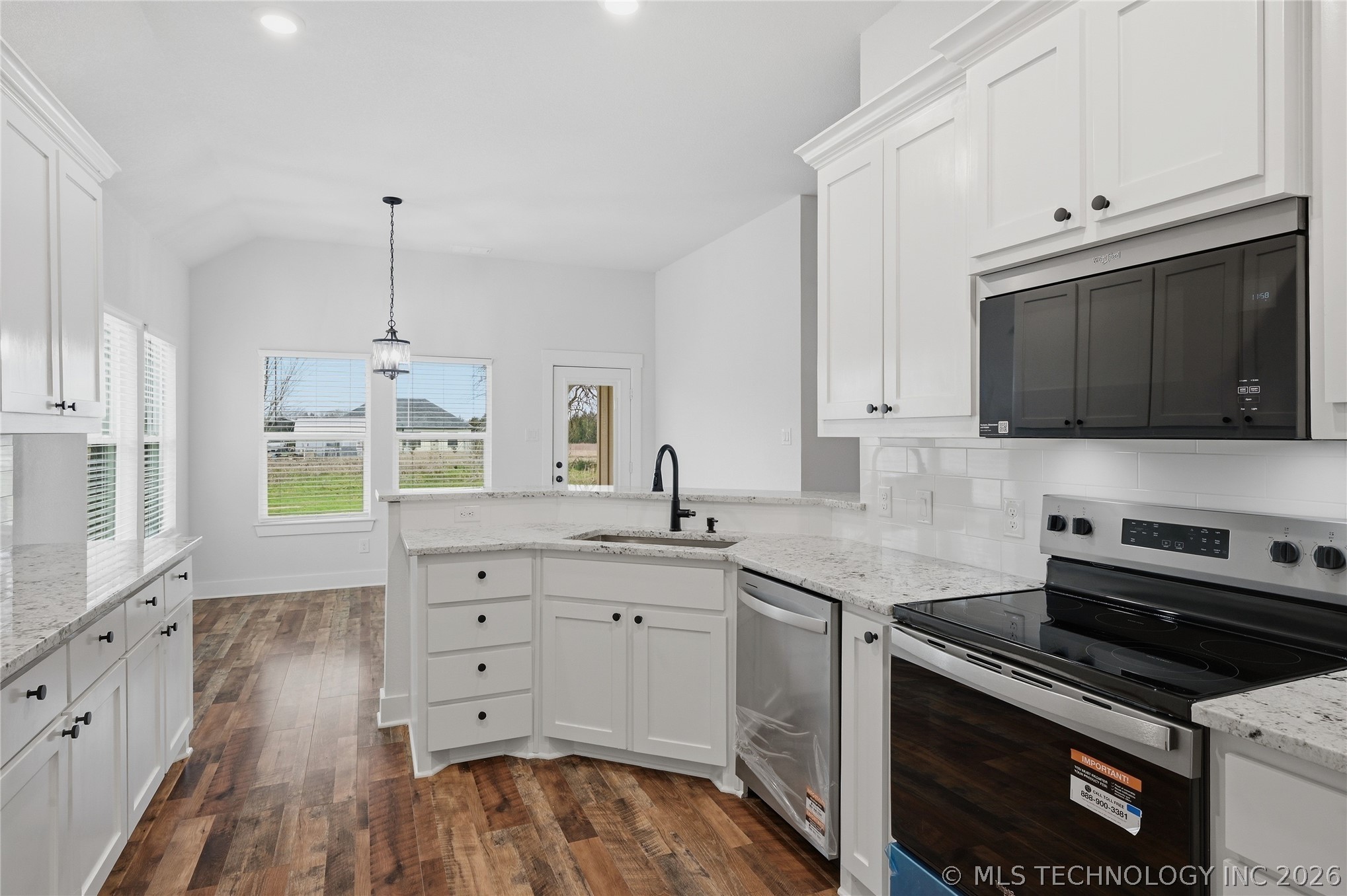 116 8th Avenue Colbert OK 74733