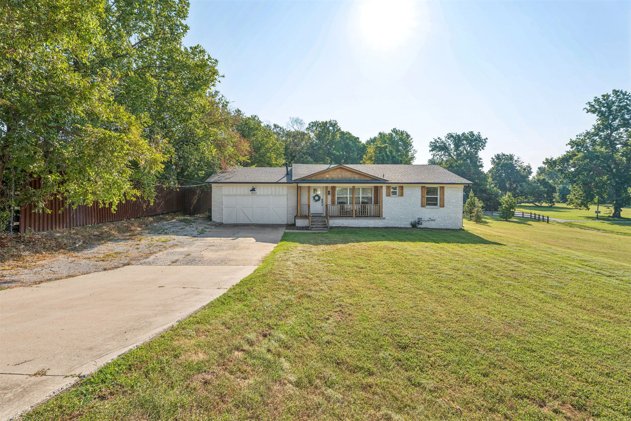 227 N 41st Westavenue Tulsa OK 74127
