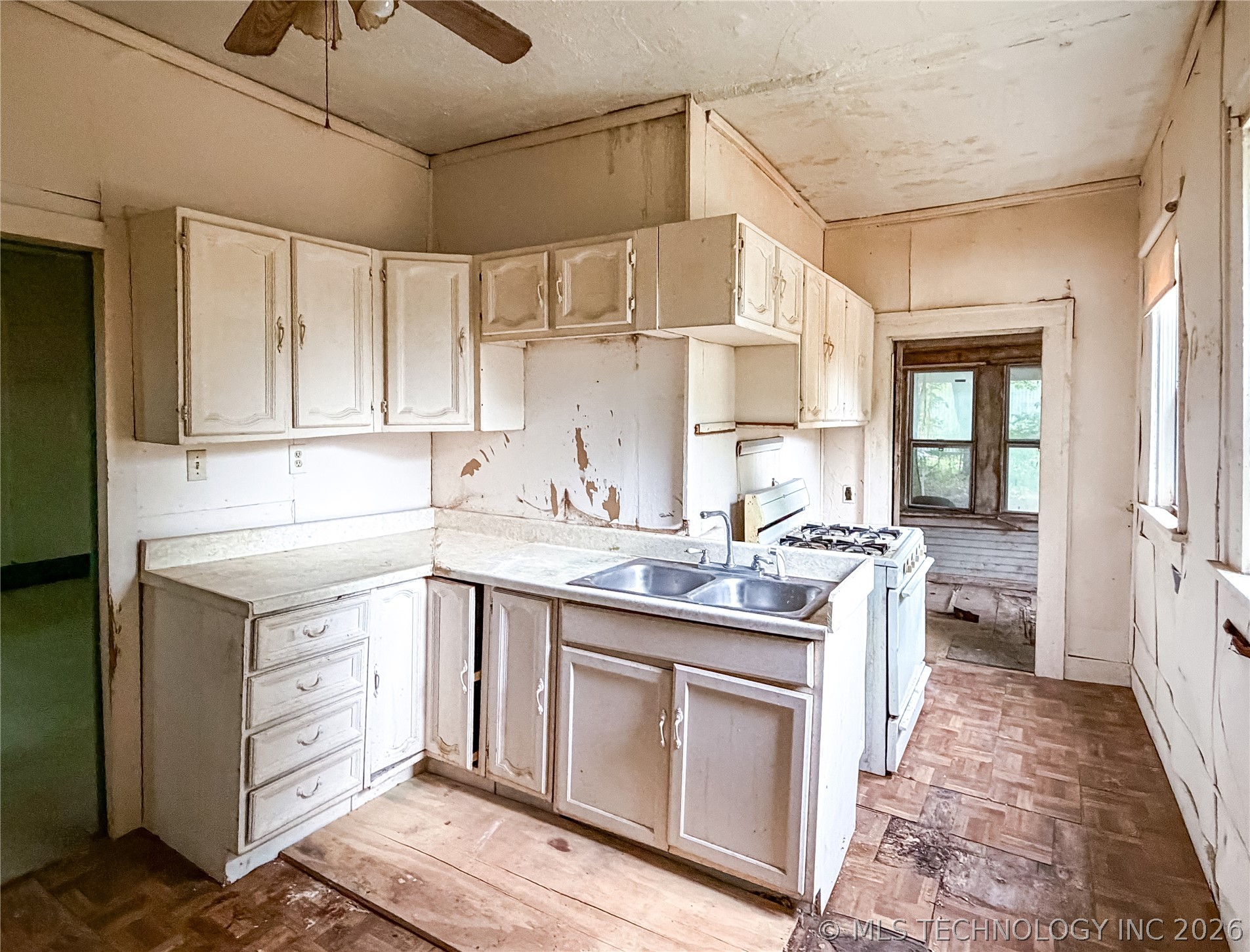 315 W 5th Street Hominy OK 74035