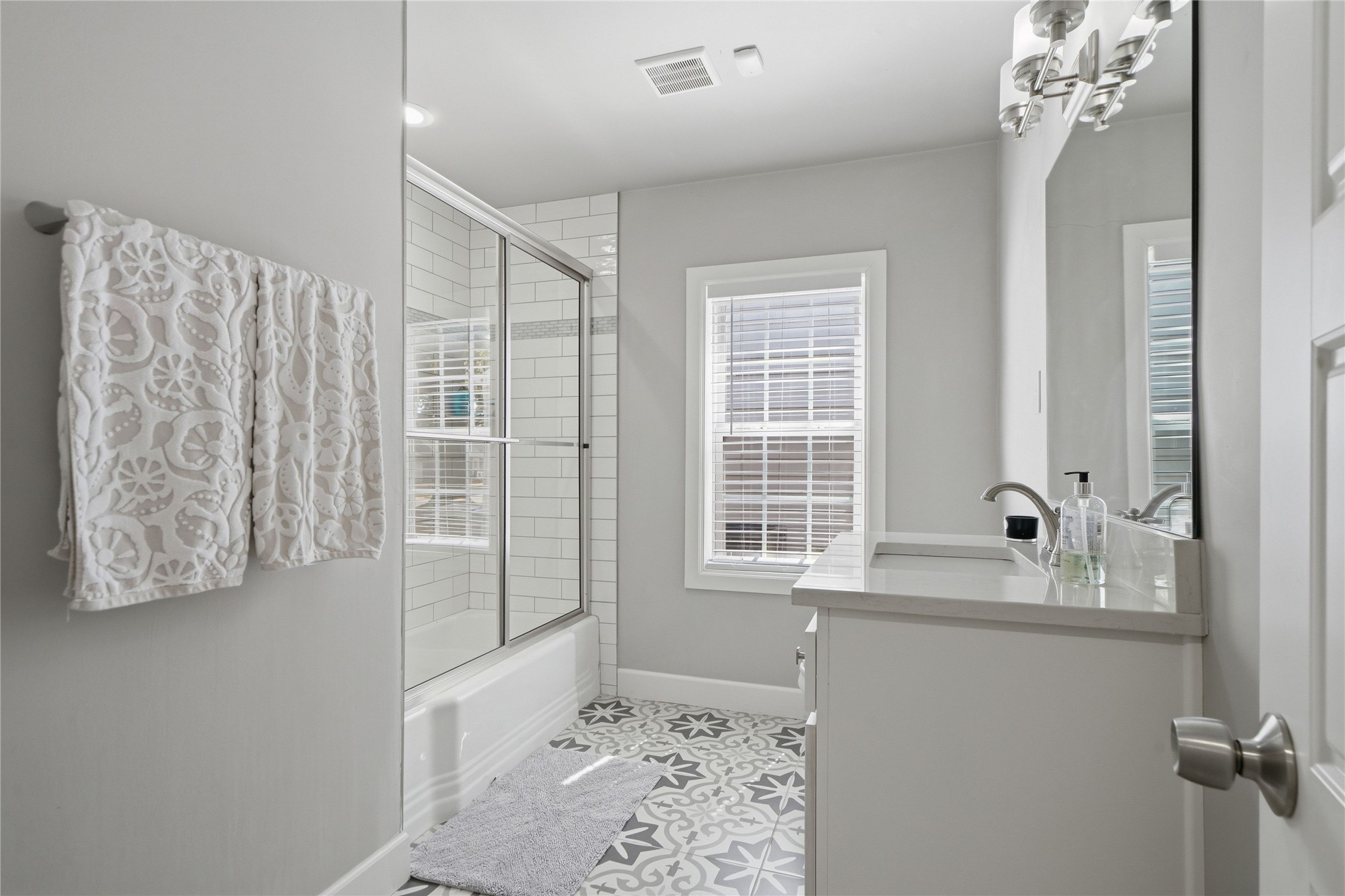 2251 S Delaware Court Tulsa OK 74114