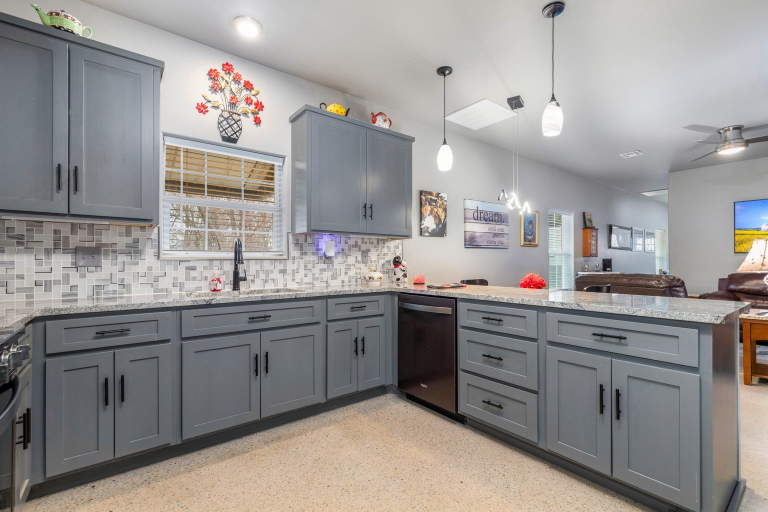 24936 S 611 Road Grove OK 74344