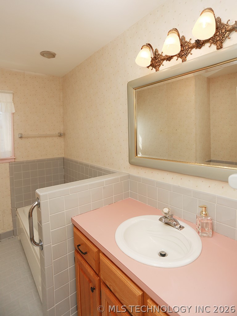 617 S 6th Street Broken Arrow OK 74012