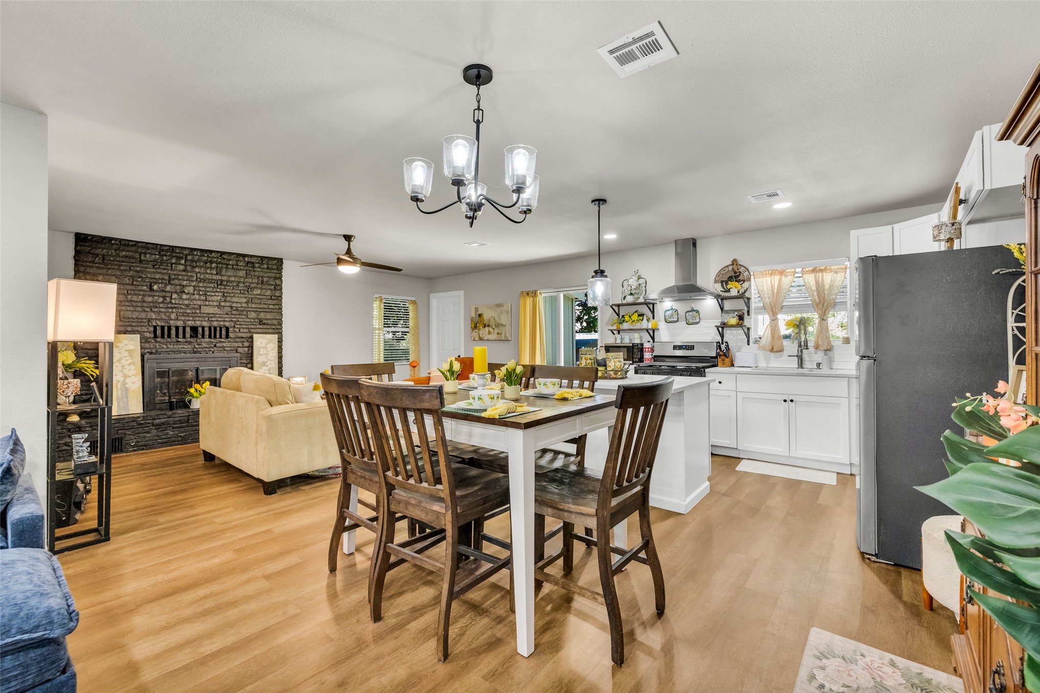 1441 E 52nd Street Tulsa OK 74105